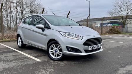 FORD FIESTA 1.0 T EcoBoost Zetec
