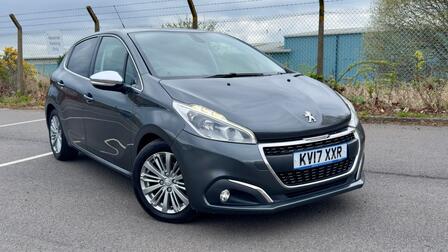 PEUGEOT 208 1.2 PureTech Allure