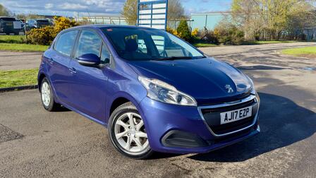 PEUGEOT 208 1.2 PureTech Active