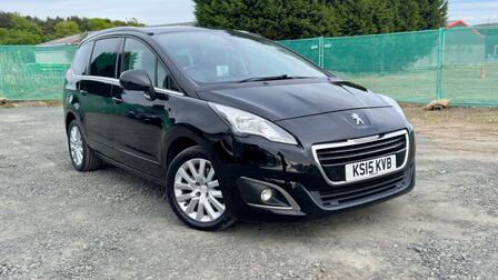 PEUGEOT 5008 2.0 HDi Allure